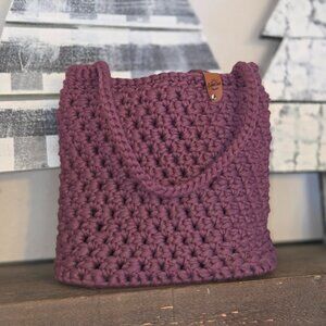 Chunky Crocheted Handbag in Eggplant